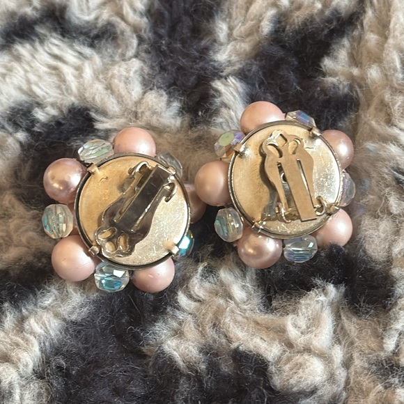 BEADED Pink toned clip ons - Picture 4 of 4